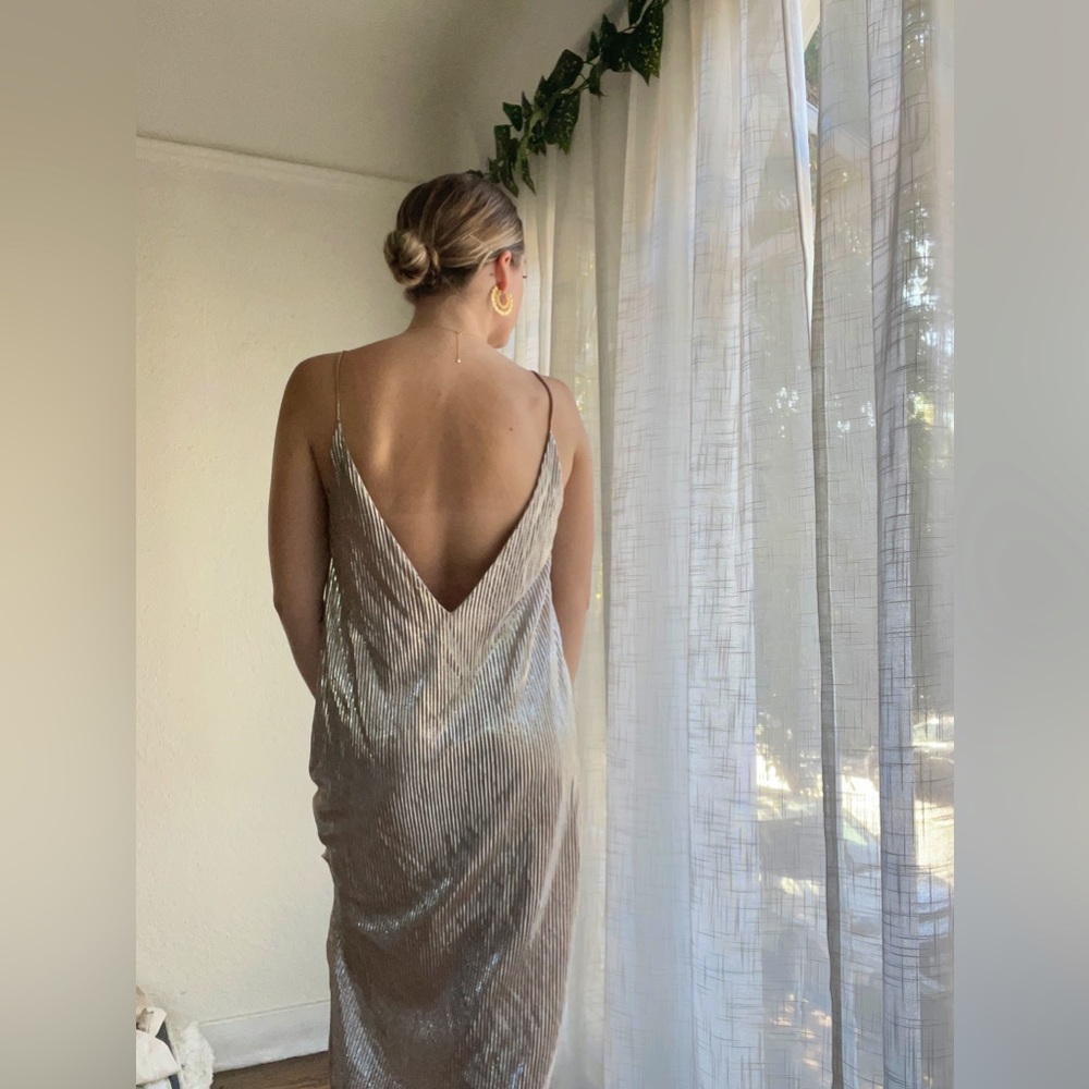 Metallic Sleeveless Midi Dress